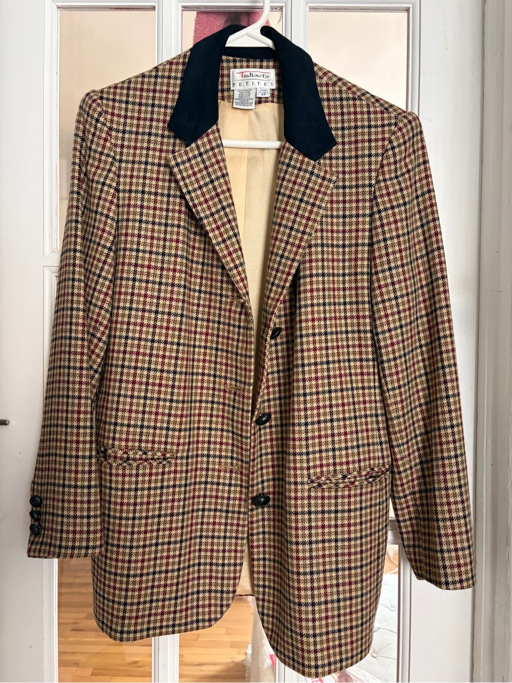 Talbots Petite Houndstooth Tweed Blazer in Beige, Red and Black - Picture 1 of 5